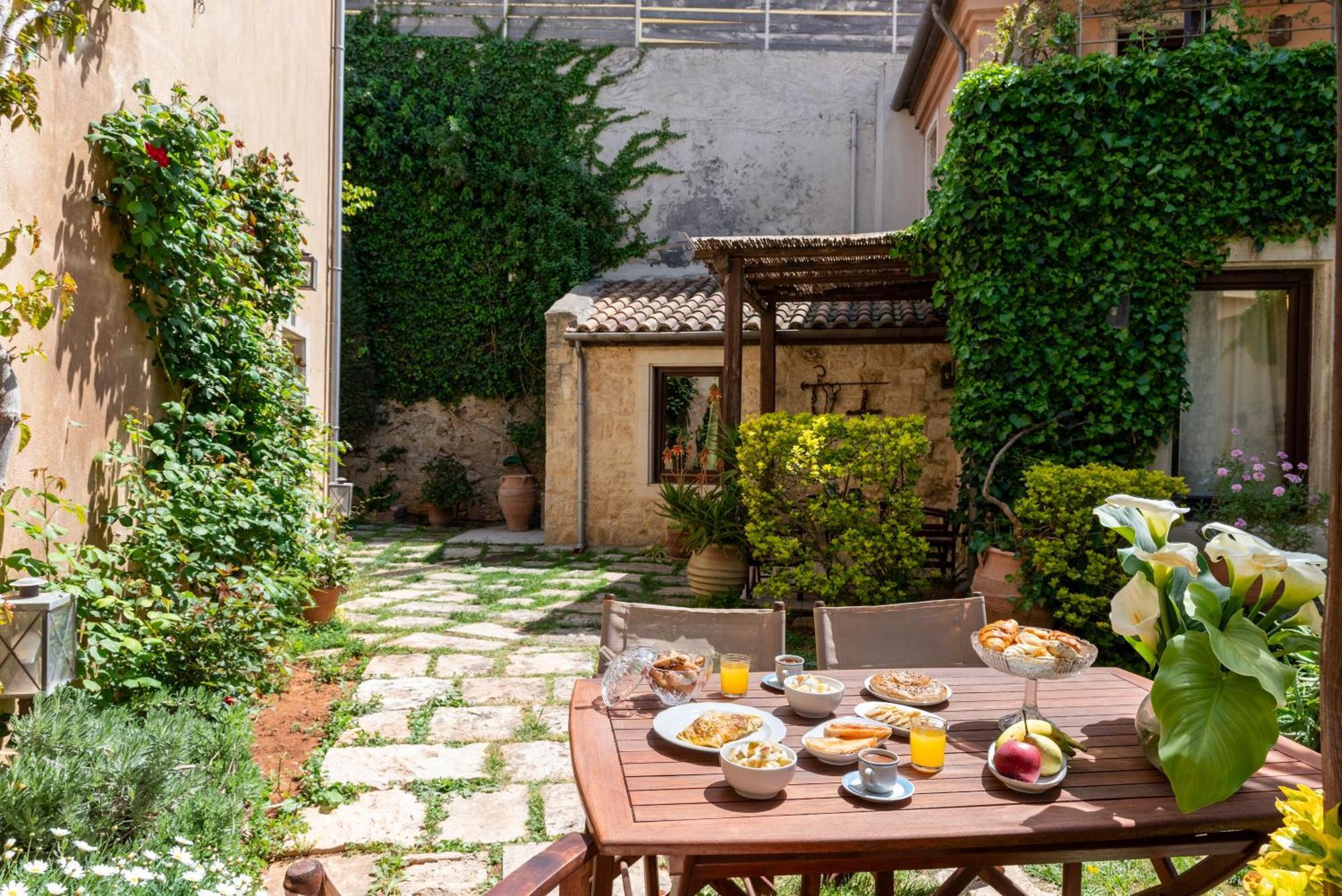 Kalimera Archanes Village Екстериор снимка